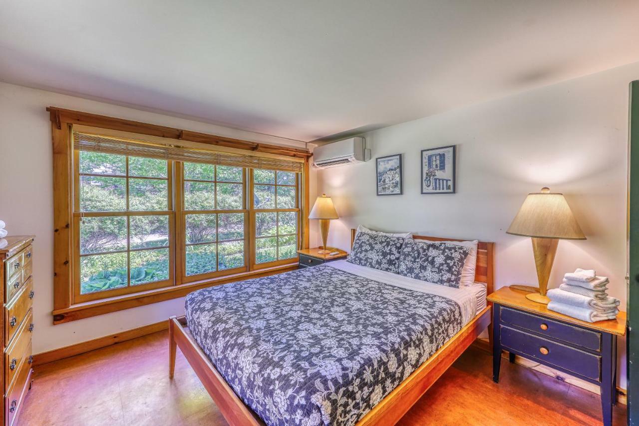 2 Bed 2 Bath Vacation Home In Charlotte Екстериор снимка