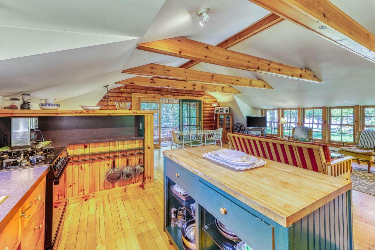 2 Bed 2 Bath Vacation Home In Charlotte Екстериор снимка
